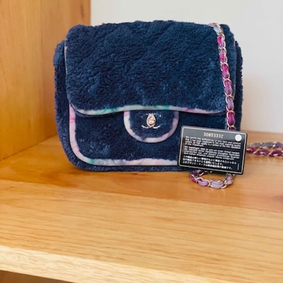 Chanel handbag - Picture 3 of 4